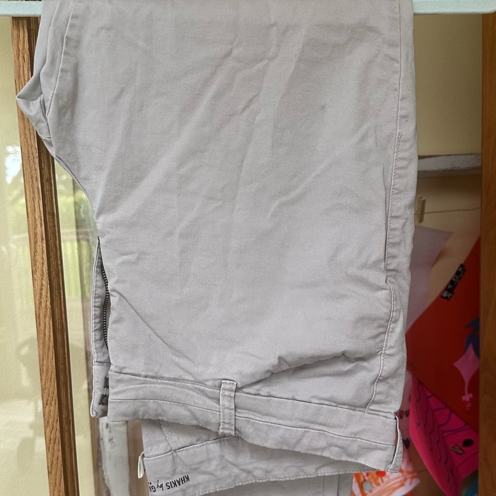 GAP Slim City Khaki Pants